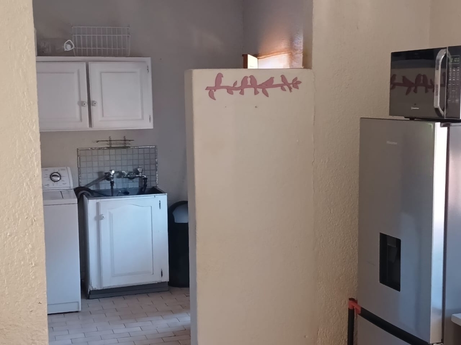 8 Bedroom Property for Sale in Cashan North West